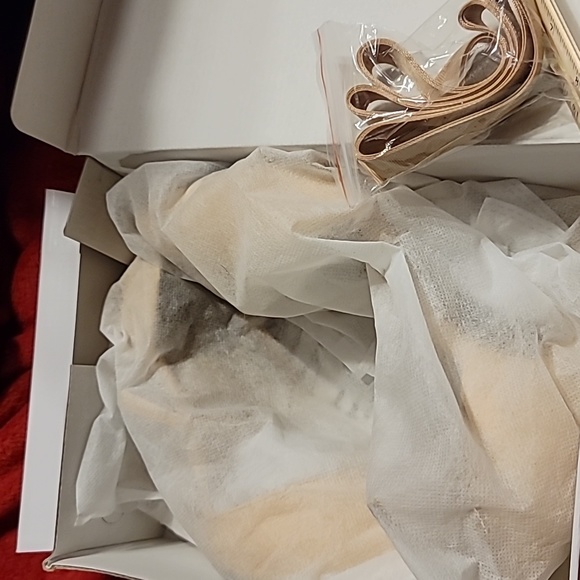 NIB dream pairs nubuck pointed toe 2 kinds of ankle strap ribbon or buckle. - Picture 7 of 7